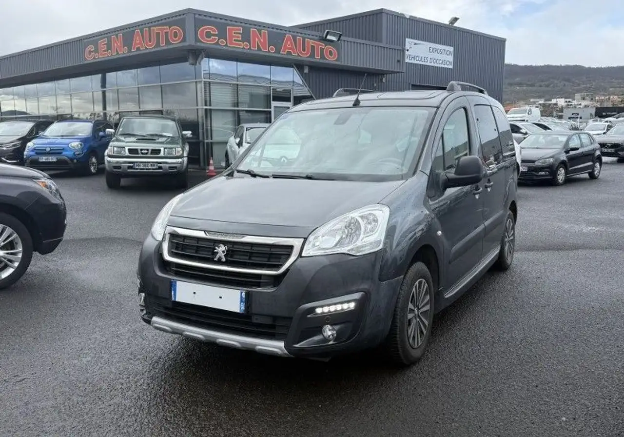 Peugeot Partner Tepee 1.2 PURETECH OUTDOOR S\u0026S