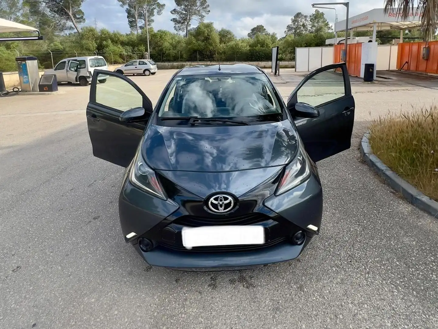 Toyota Aygo Aygo 1.0 VVT-i x-play x-play Gris - 1