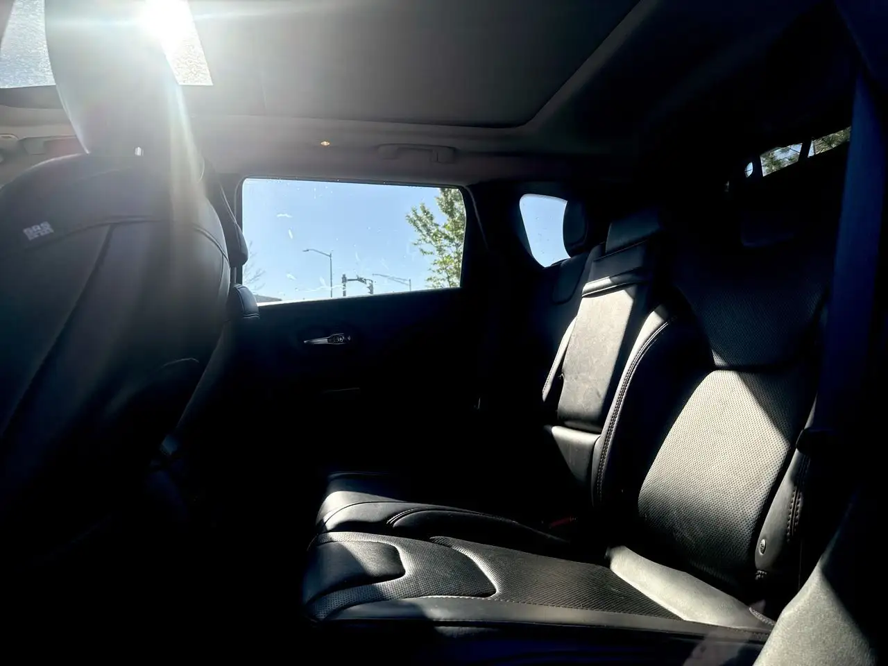Jeep Cherokee photo Jeep Cherokee