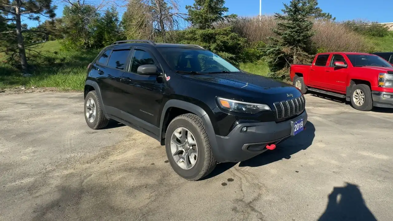 Jeep Cherokee photo Jeep Cherokee