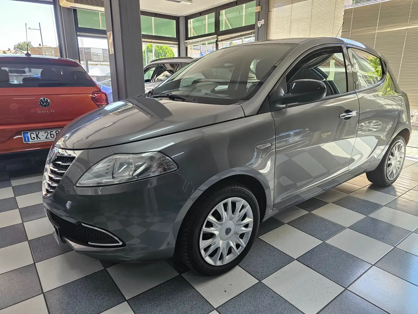 Lancia Ypsilon Ypsilon III 2011 1.2 8v Silver s Grigio - 2