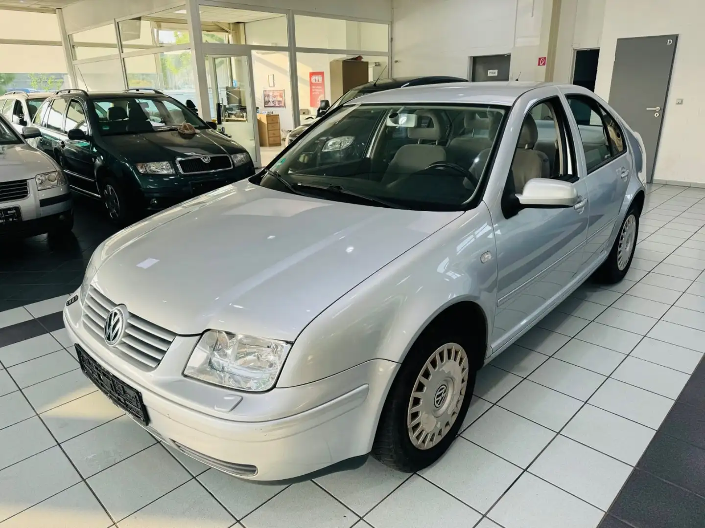 Volkswagen Bora Lim. Comfortline Argintiu - 1