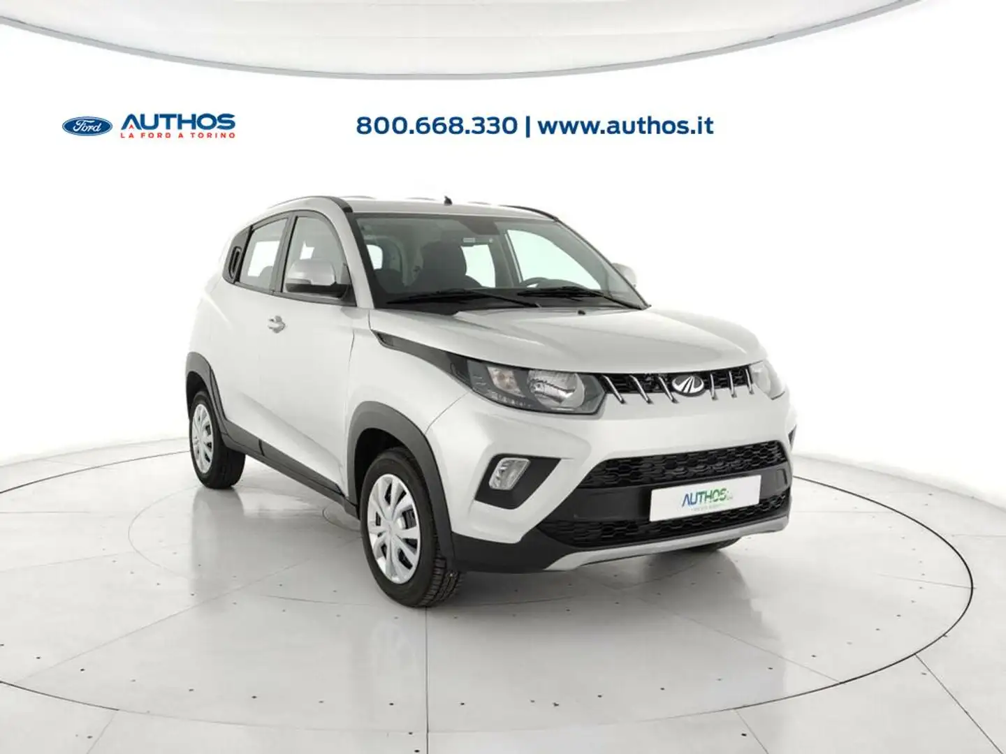 Mahindra KUV100 1.2 K6+ my20 Plateado - 2