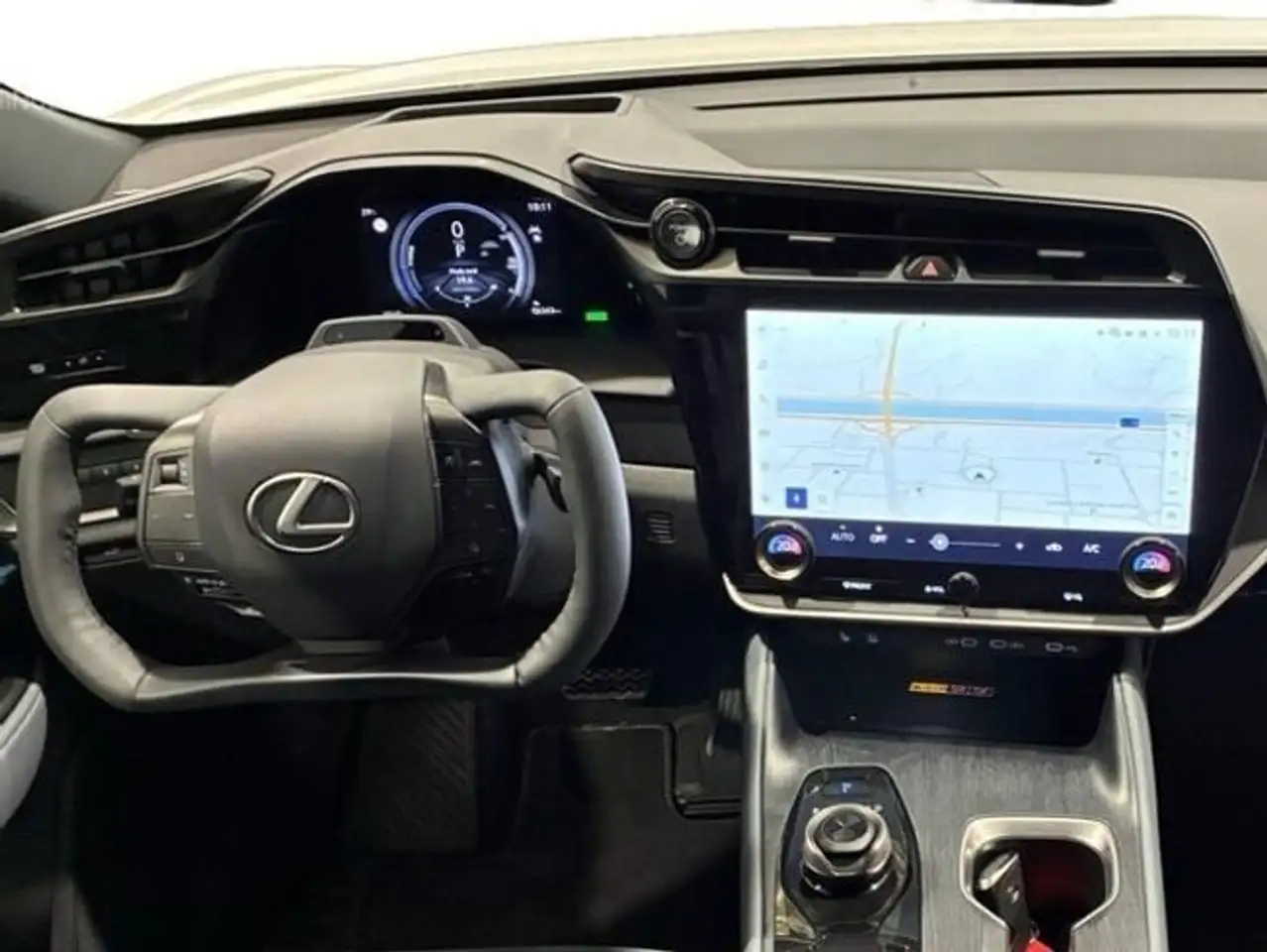 Lexus RZ 2026 — фото 10