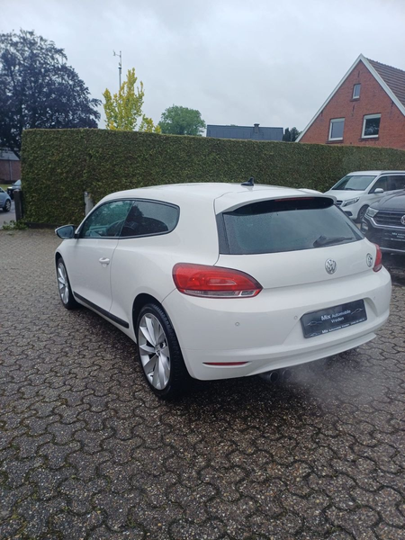 Volkswagen Scirocco 2.0 TSI 147 kW — photo 8