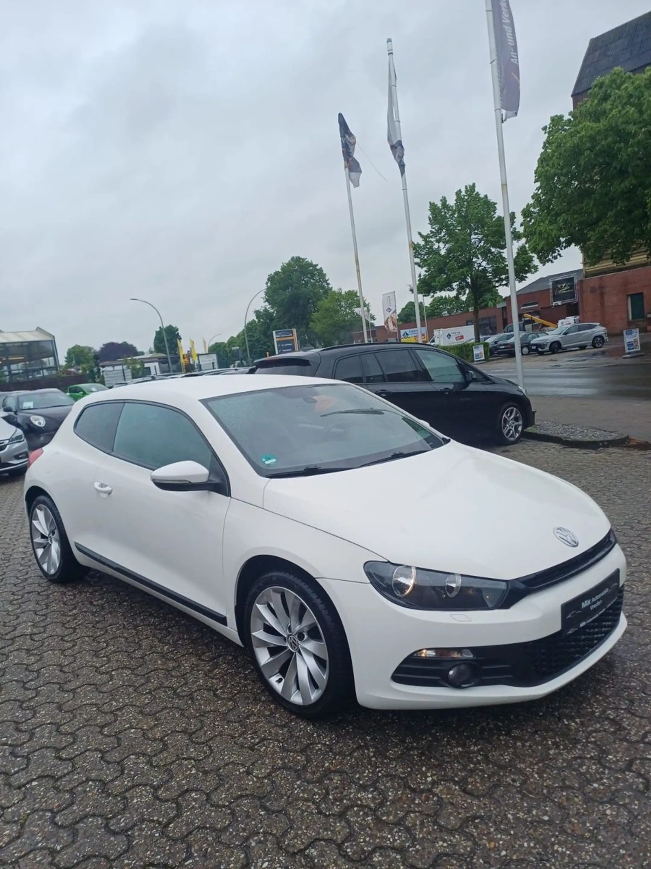 Volkswagen Scirocco 2.0 TSI 147 kW — photo 3