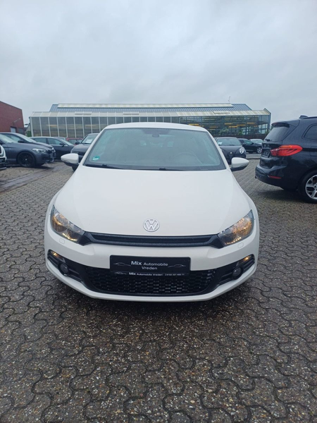 Volkswagen Scirocco 2.0 TSI 147 kW — photo 4