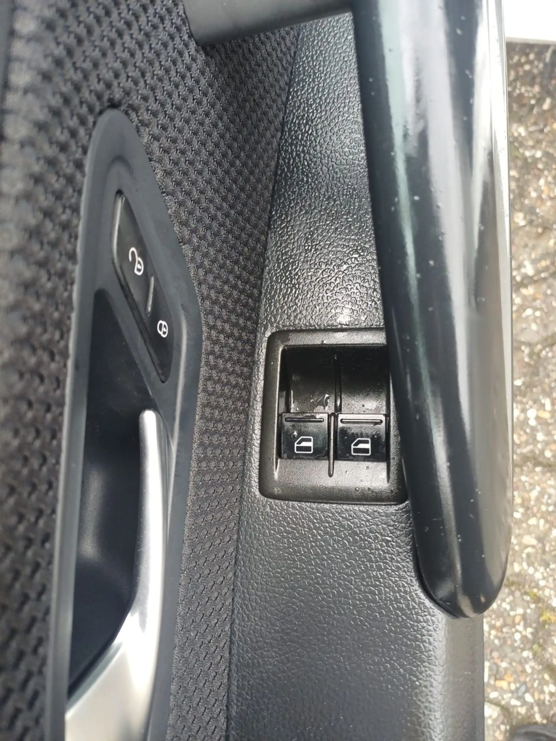 Volkswagen Scirocco 2.0 TSI 147 kW — photo 10