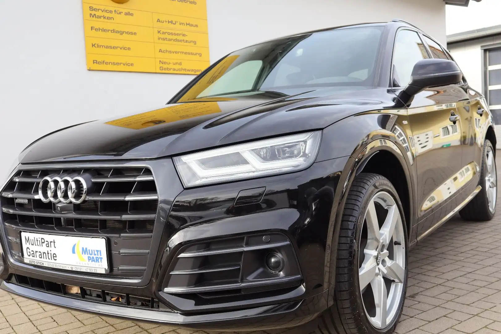 Audi Q5 40TDI quattro S-Line Matrix-Beam/AHK/PANO/DAB Schwarz - 2