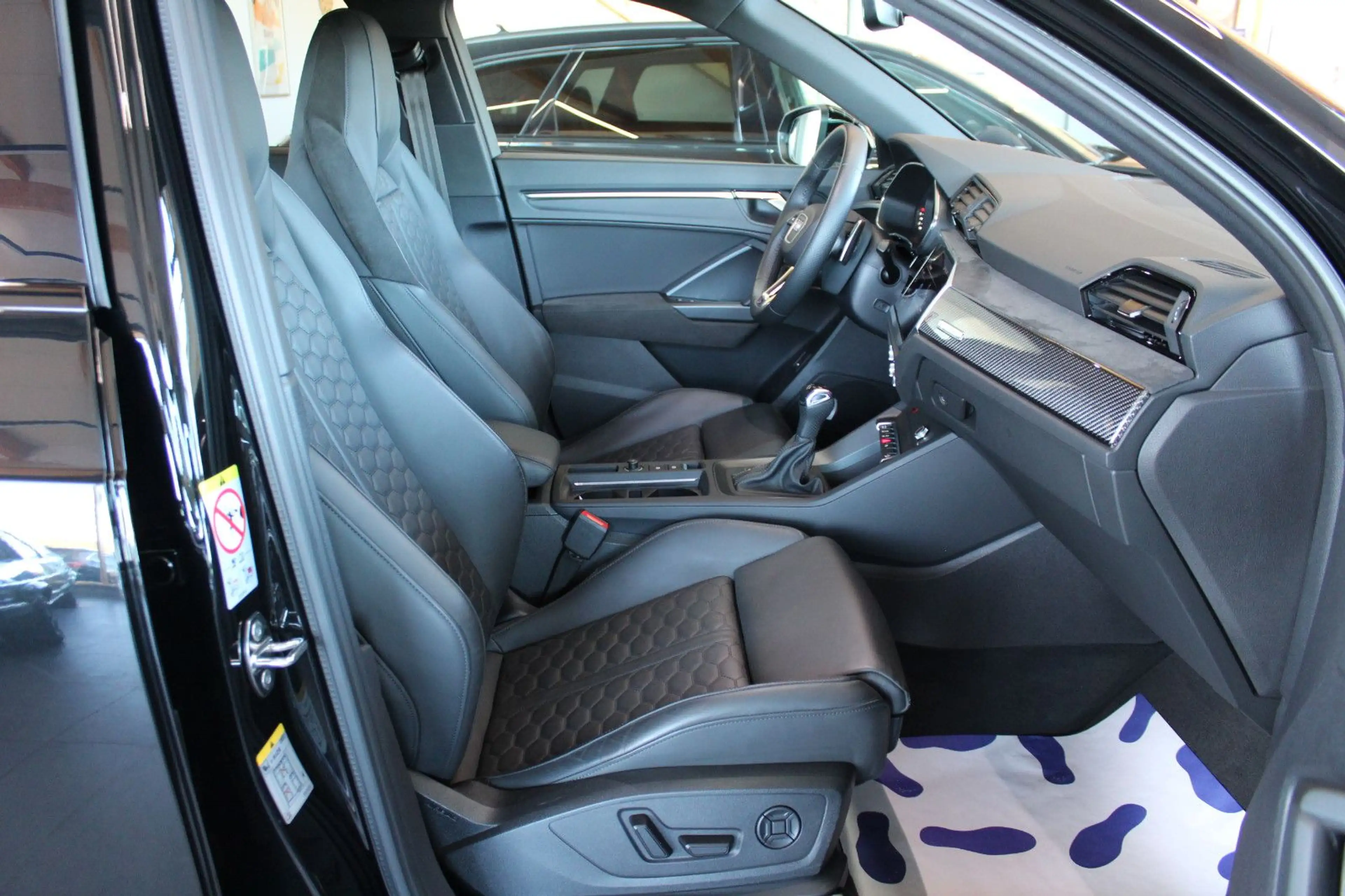 Audi RS Q3 2.5 TFSI quattro*21 ZOLL*RS ABGAS*360°* — photo 10