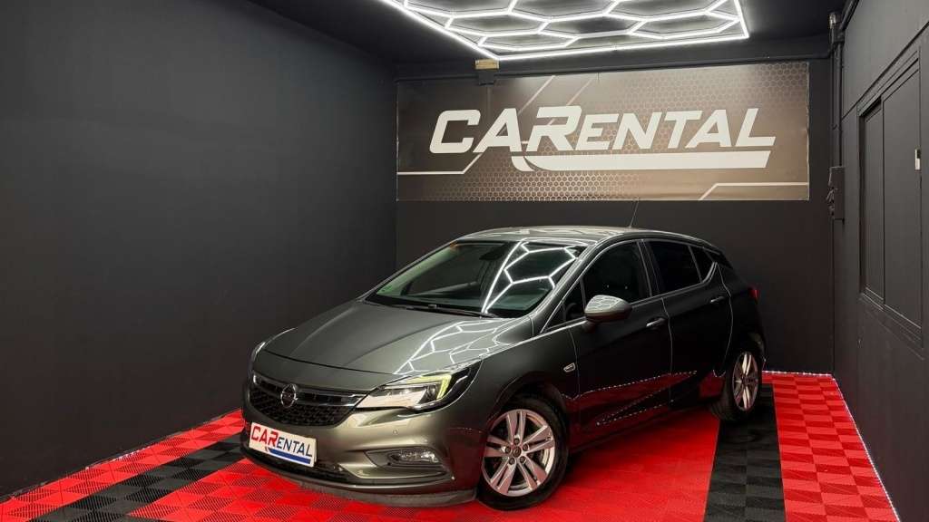 Opel Astra 1.6CDTi Business 110 - foto 1
