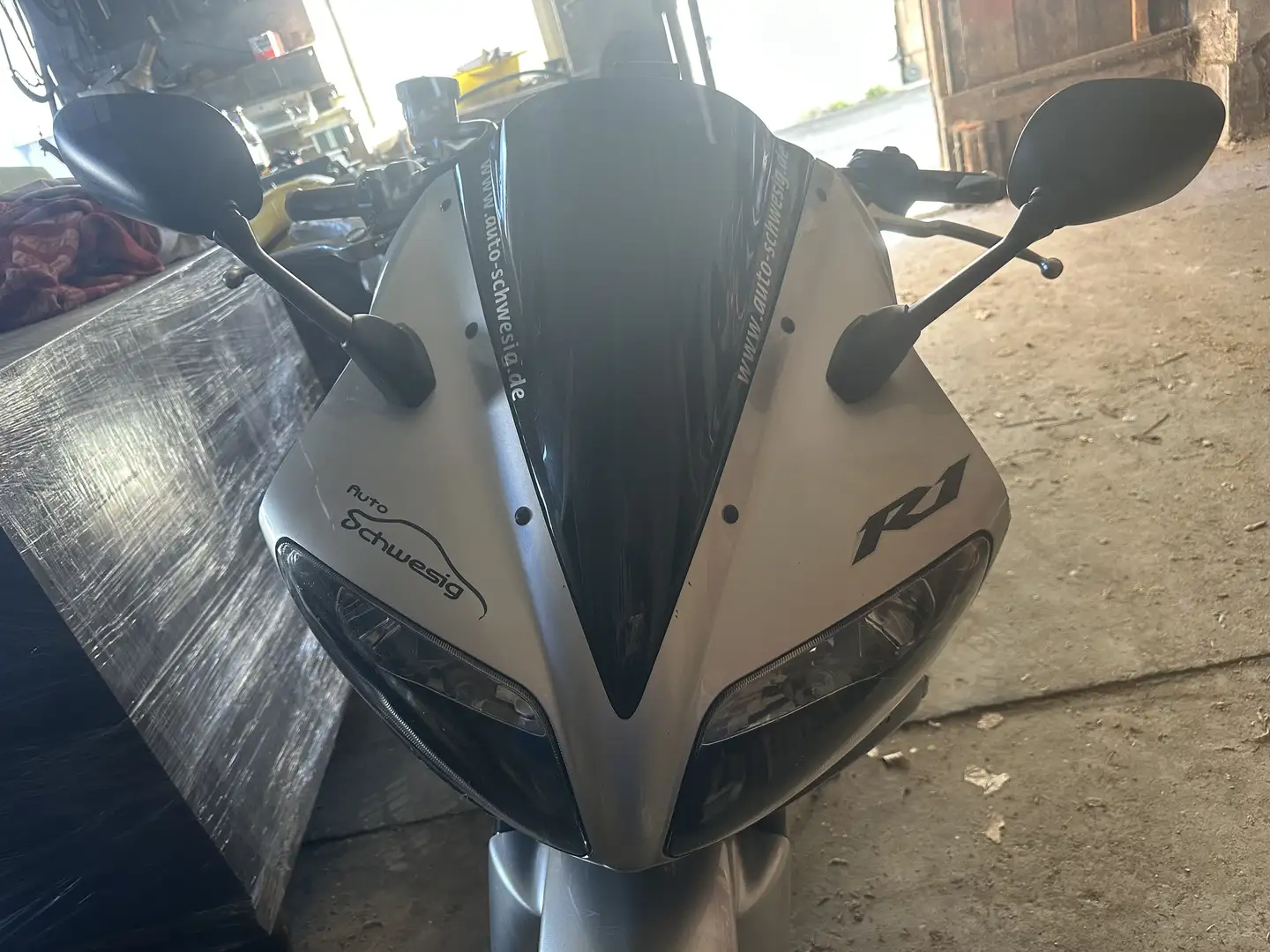 Yamaha YZF-R1 RN09 Argento - 2