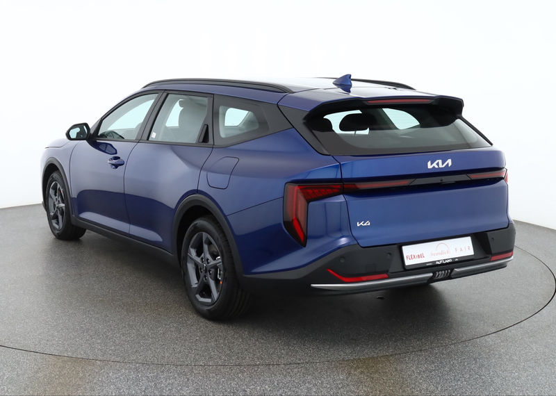 Kia Ceed SW / cee'd SW K4 Sportswagon 1.6 T-GDI Aut. LED ACC Navi — photo 3