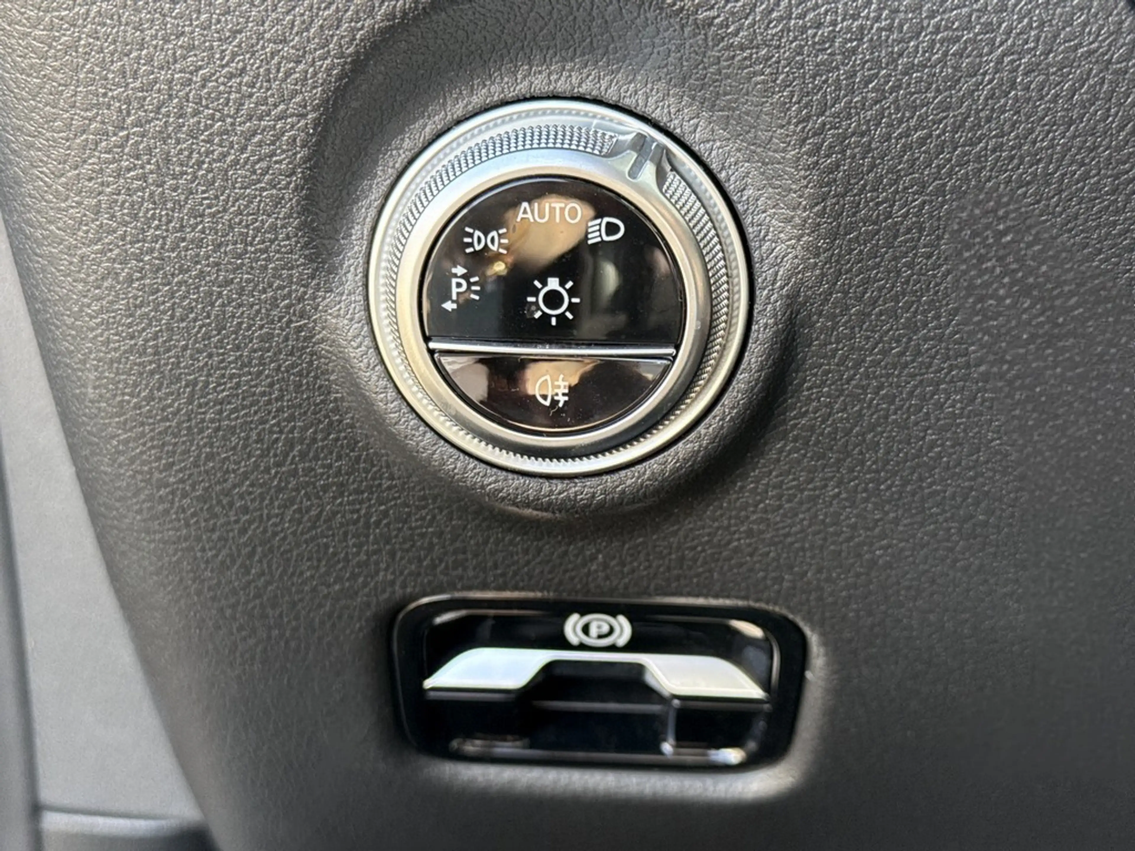 Mercedes-Benz CLE 450 4MATIC Coupé AMG Line Premium Plus Pano — photo 14