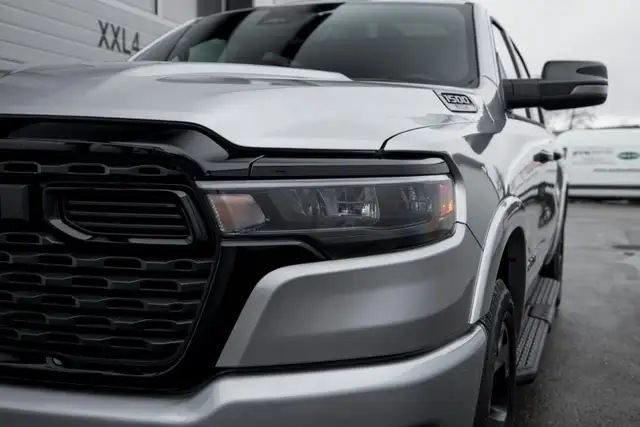 RAM 1500 Ram 1500 Big Horn Night Crew Cab 5'7''-Bed 4x4 Ansicht 9