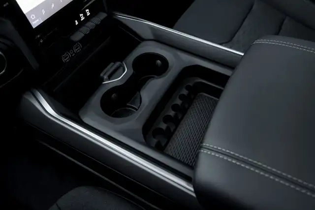 RAM 1500 Ram 1500 Big Horn Night Crew Cab 5'7''-Bed 4x4 Ansicht 28