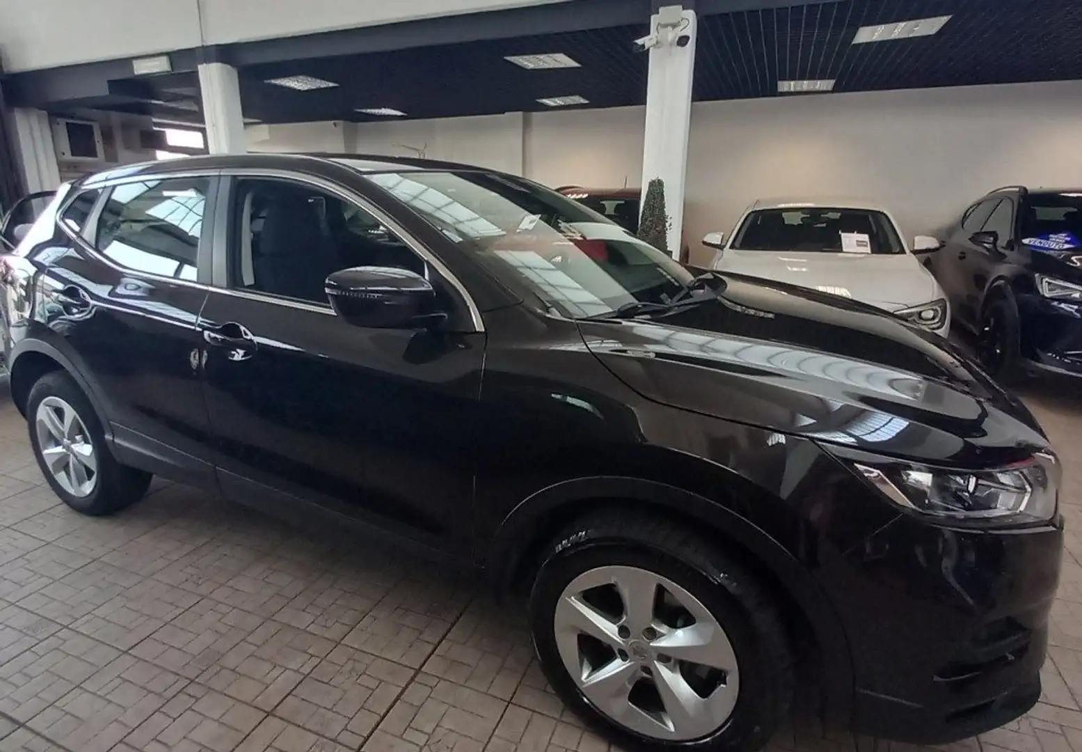 Nissan Qashqai 1.5 dCi 115 CV Business N1 AUTOCARRO Negro - 2