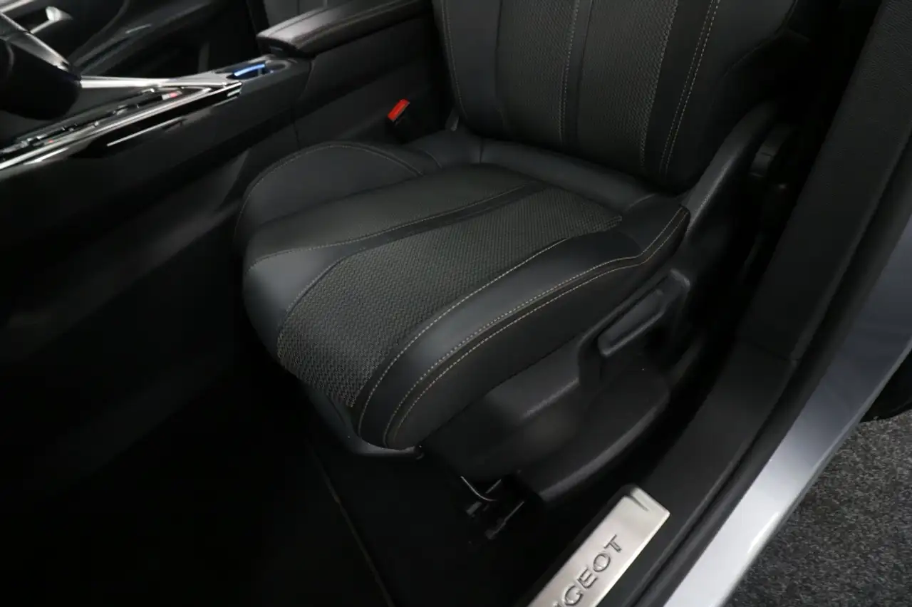Peugeot 3008 1.6 Turbo Hybrid PHEV GT (Automaat) 5