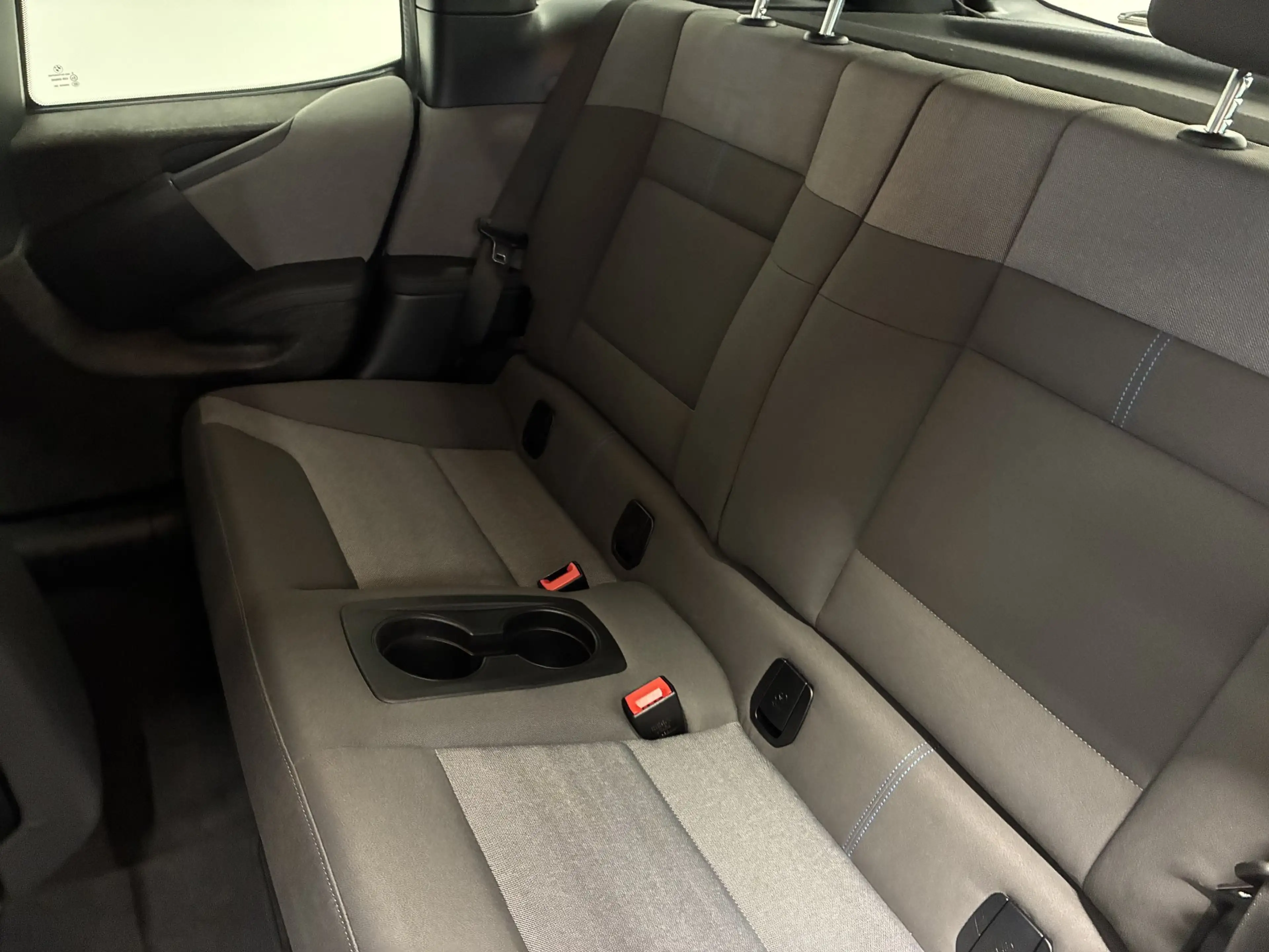 BMW i3 — photo 11