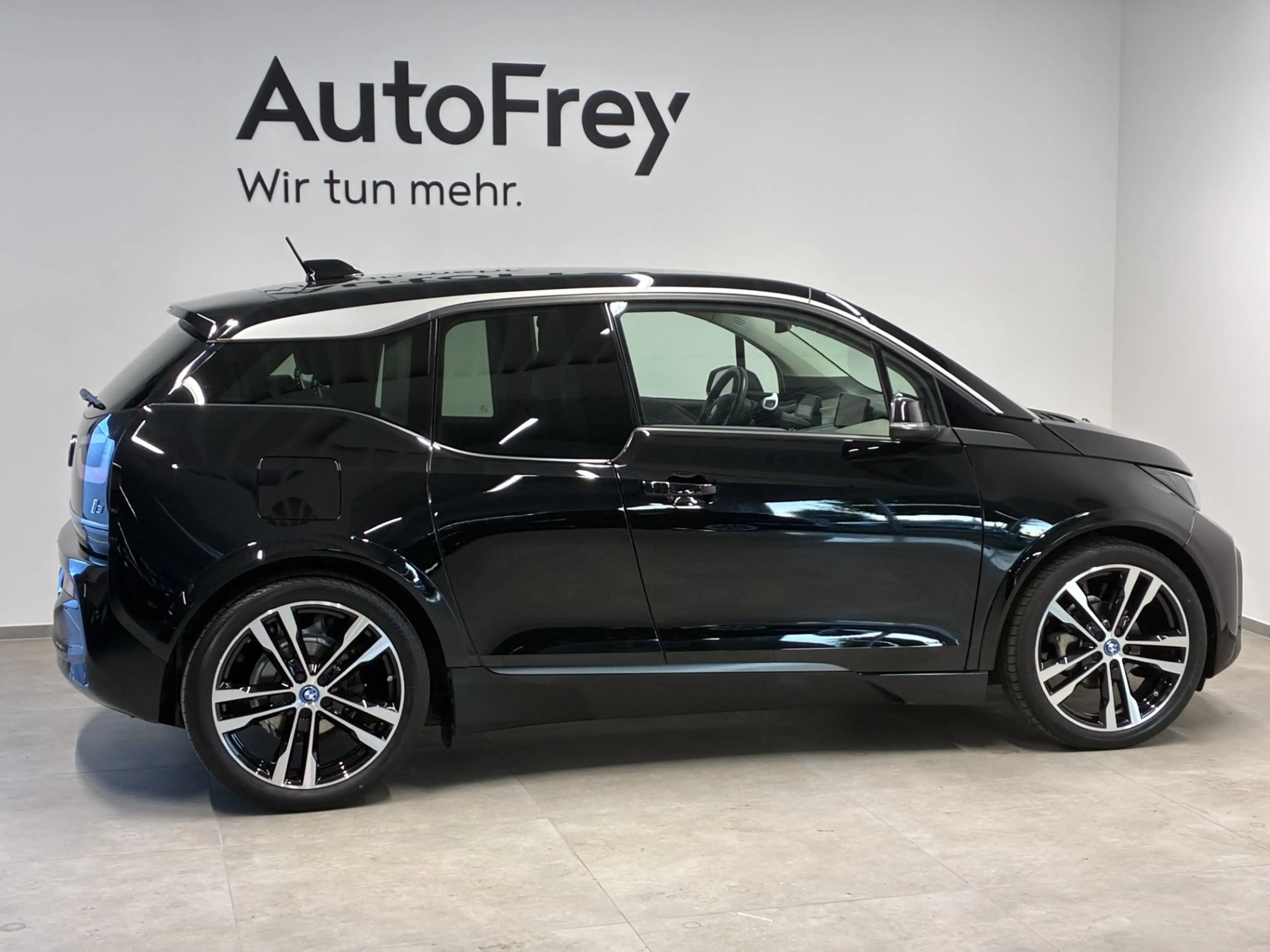 BMW i3 — photo 4