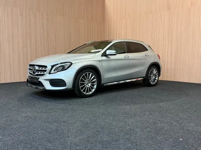 Mercedes-Benz GLA 200 GLA 200 Business Solution AMG| Automaat| Carplay
