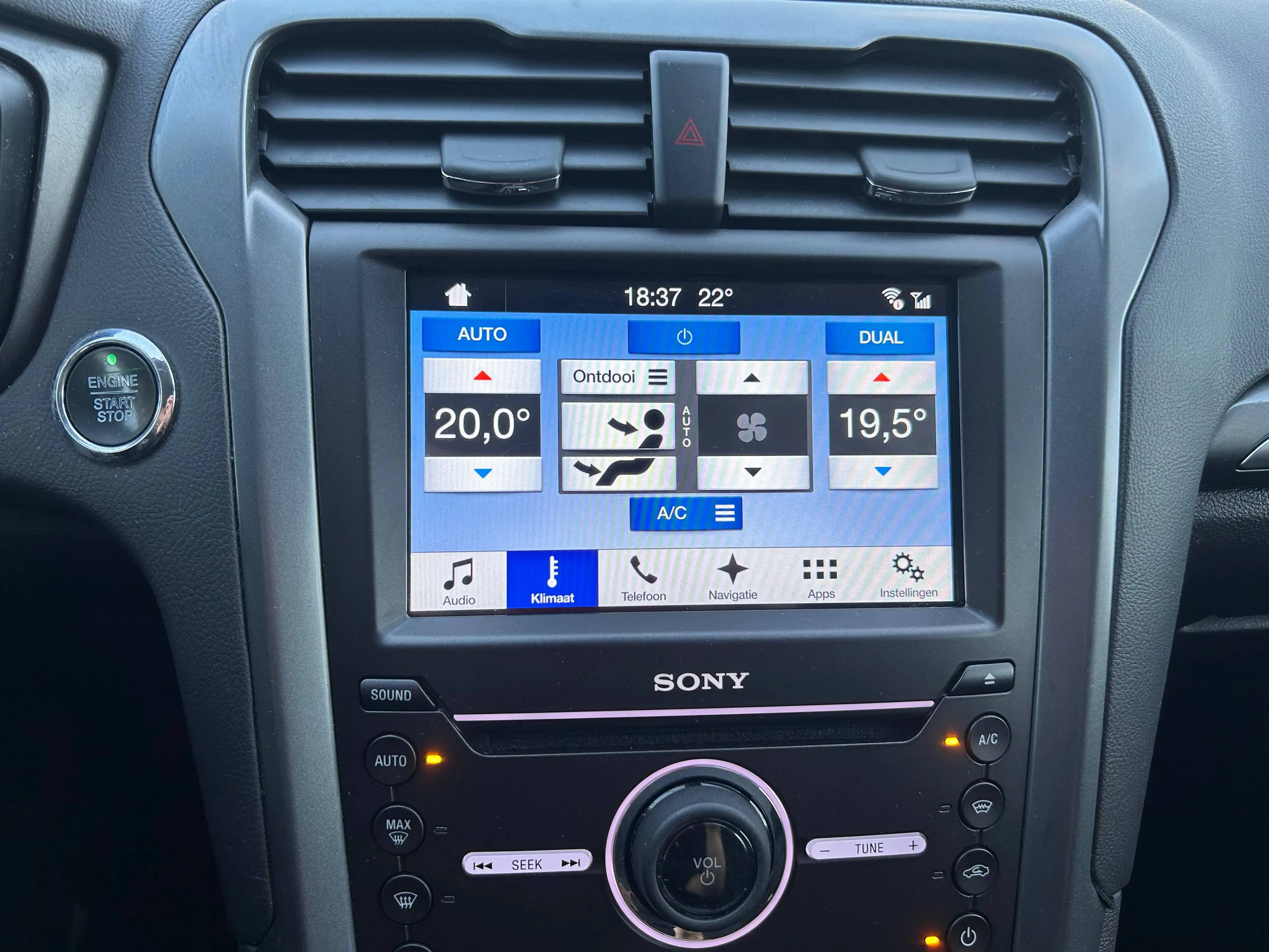 Ford Mondeo Mondeo 2.0 TDCi Automatique — photo 11