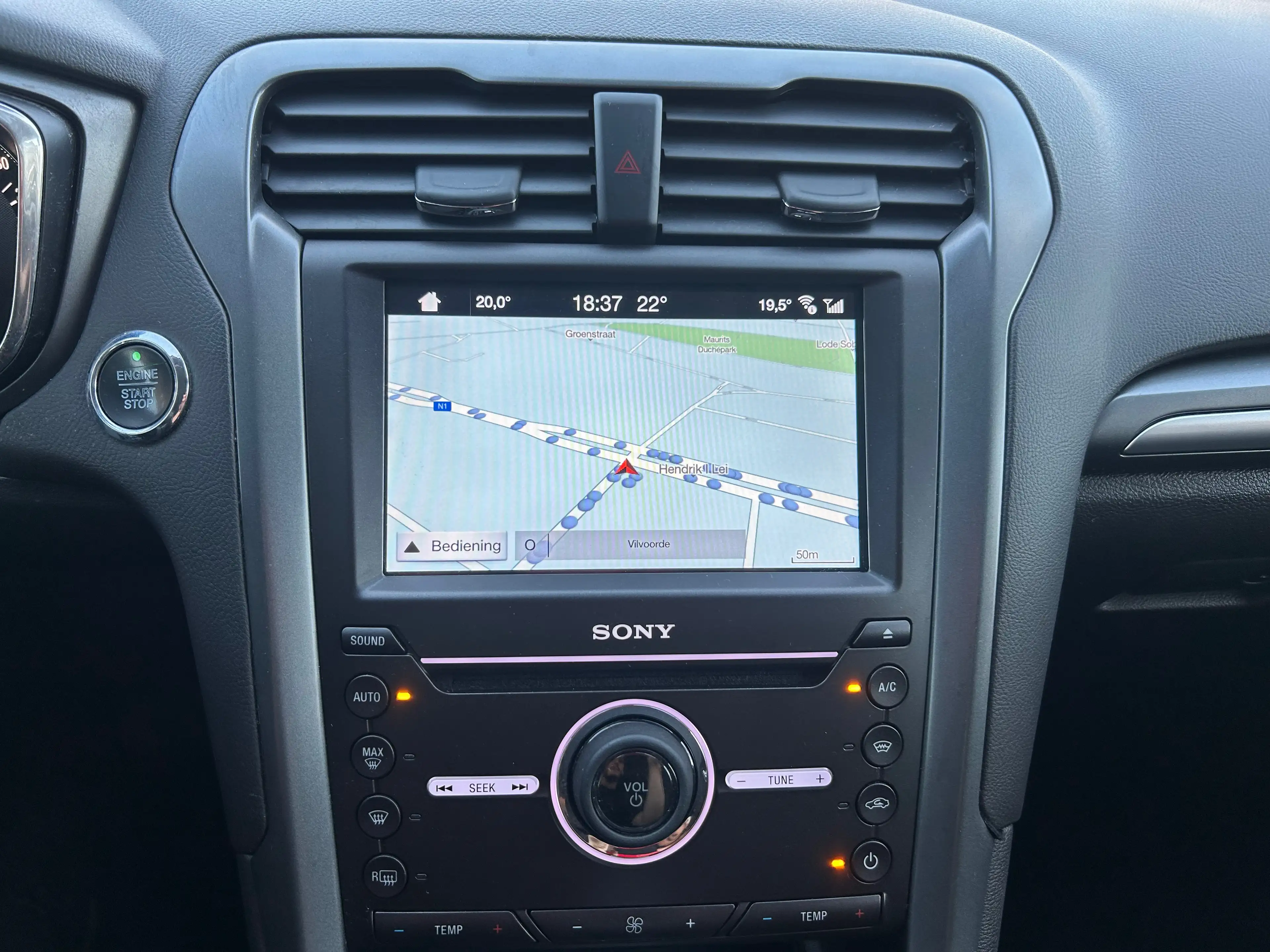 Ford Mondeo Mondeo 2.0 TDCi Automatique — photo 12