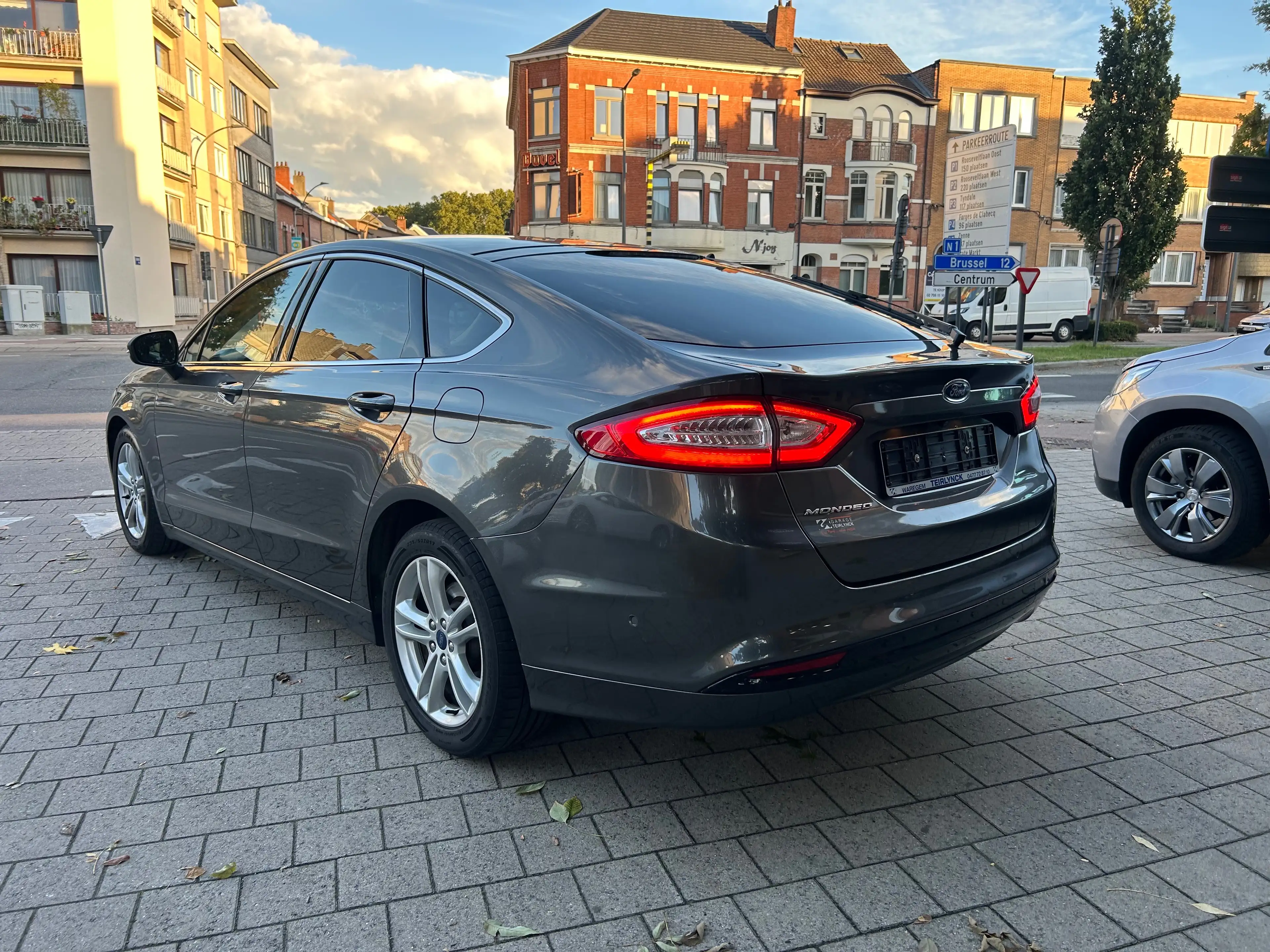 Ford Mondeo Mondeo 2.0 TDCi Automatique — photo 4