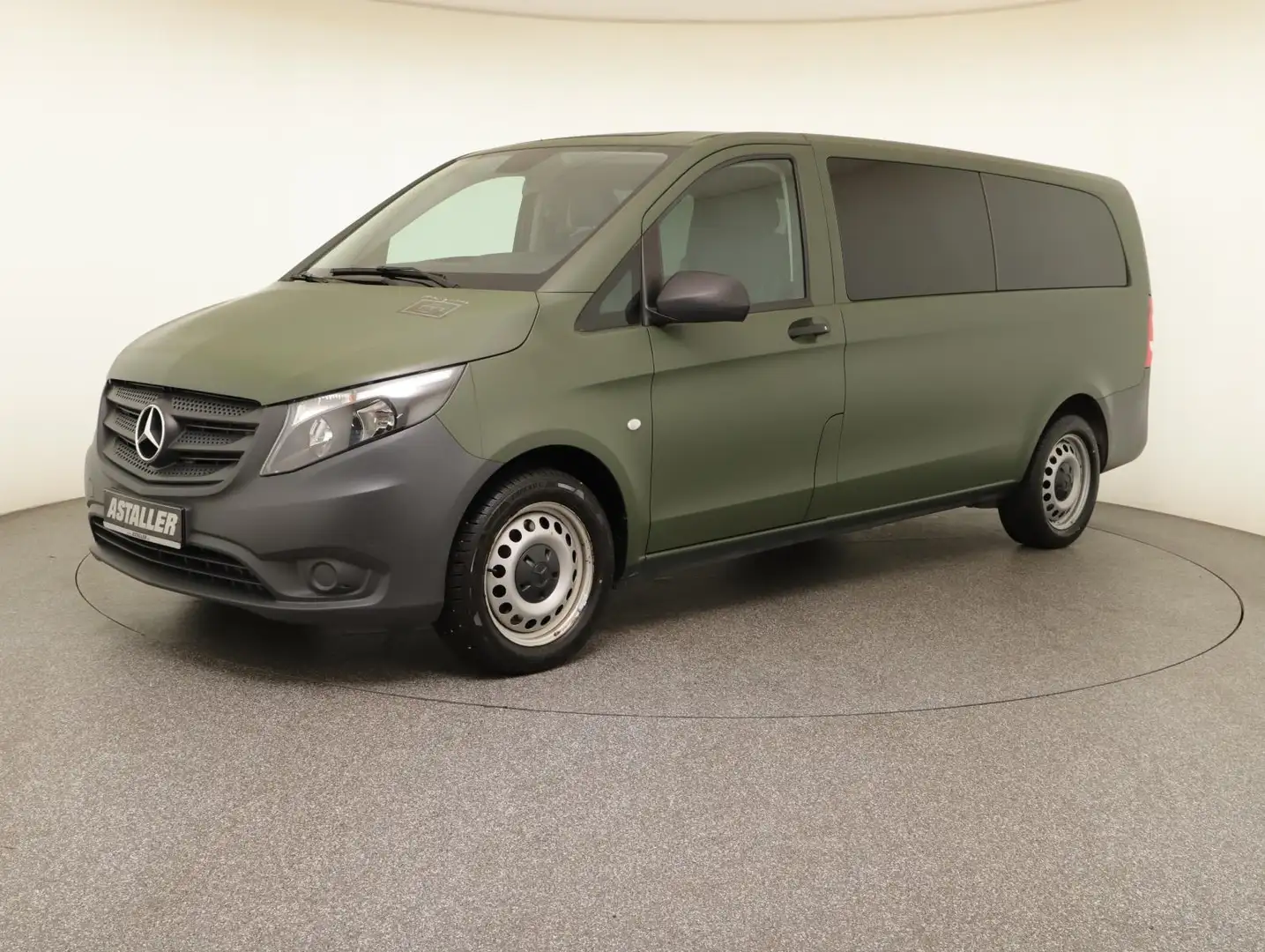 Mercedes-Benz Vito 114 CDI Tourer Pro XL Extralang L3 StHz+8Si Grün - 2