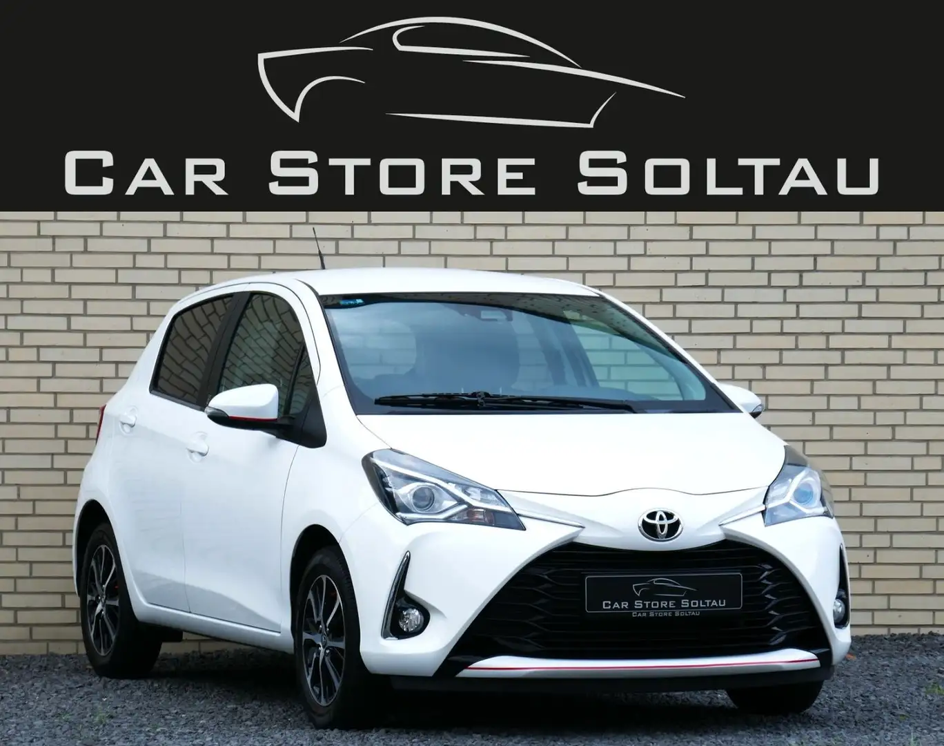Toyota Yaris 1.5 Team D Navi Kamera Sitzhzg Spur+Schild Weiß - 1
