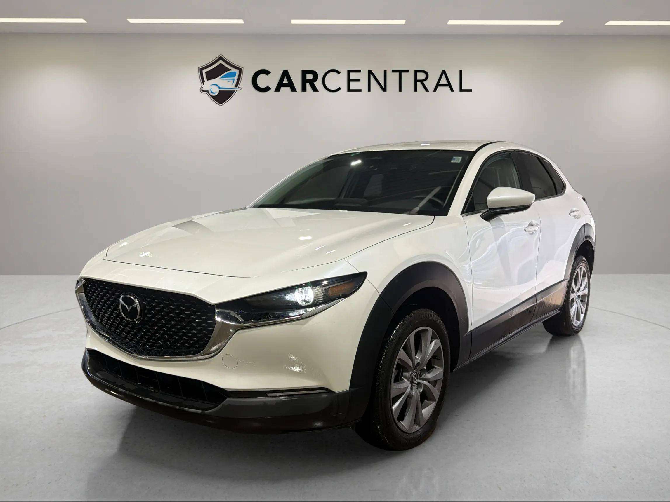 White 2024 Mazda CX-30 SUV / Crossover  6-Speed Automatic