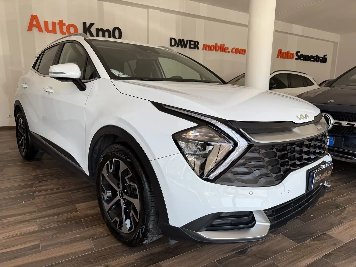 Kia Sportage 1.6 CRDi MHEV Style Bianco - 1