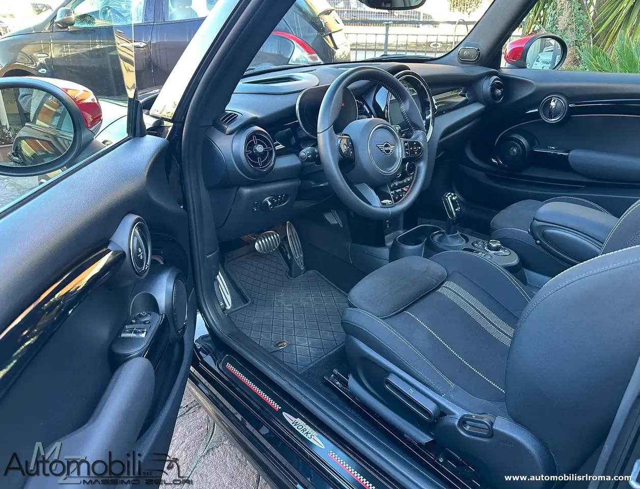MINI John Cooper Works Mini IV F56 2023 3p 3p 2.0 JCW auto 9