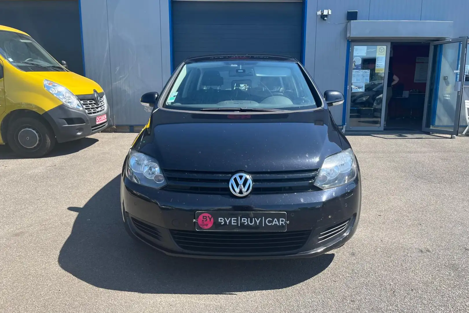 Volkswagen Golf + Golf Plus 1.6 TDI CR - 105CH  Trendline PHASE 2  Noir - 2