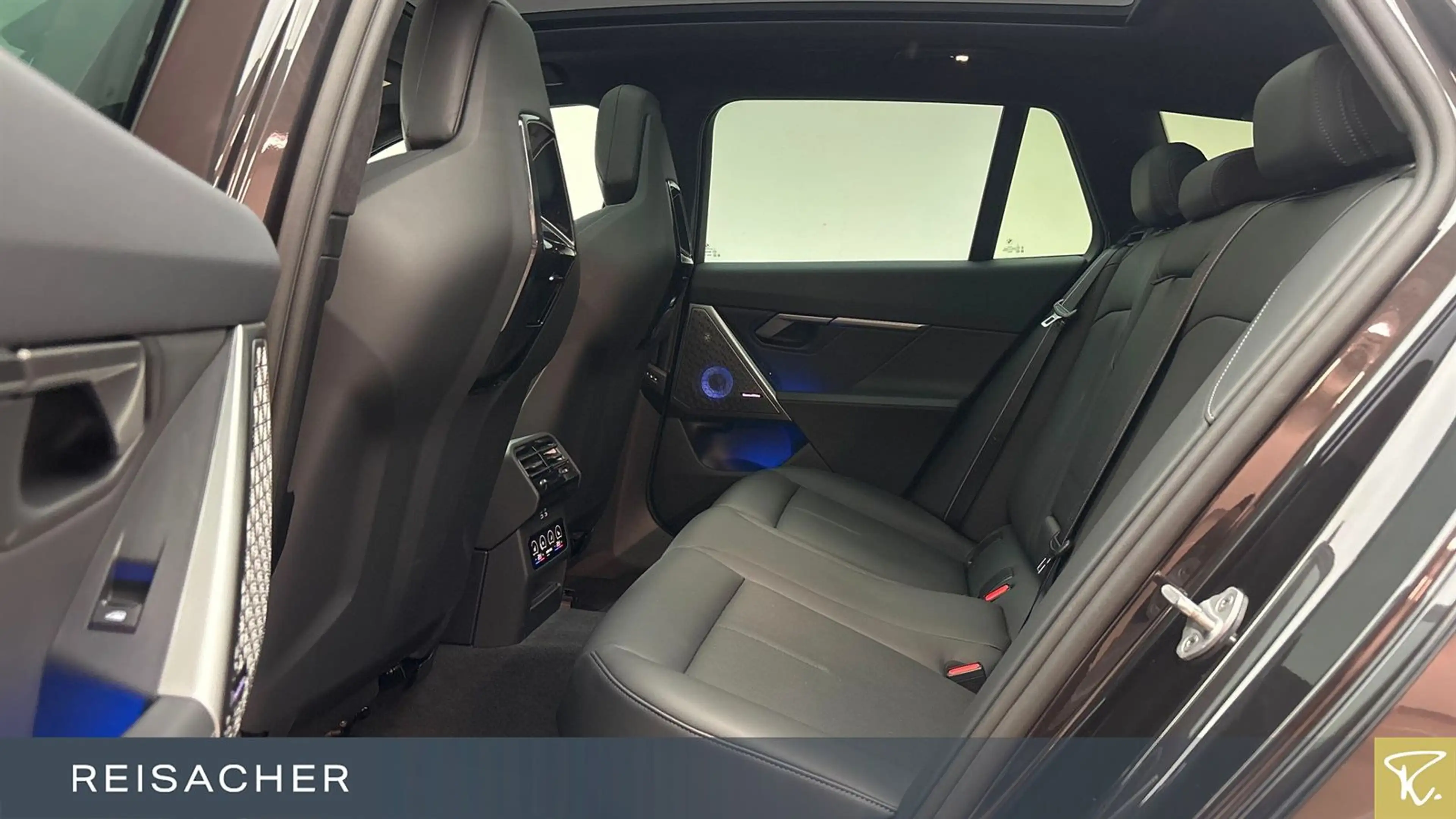 BMW 550 e A xDrive Tou M-Sport PRO,Pano,DAPro — photo 8