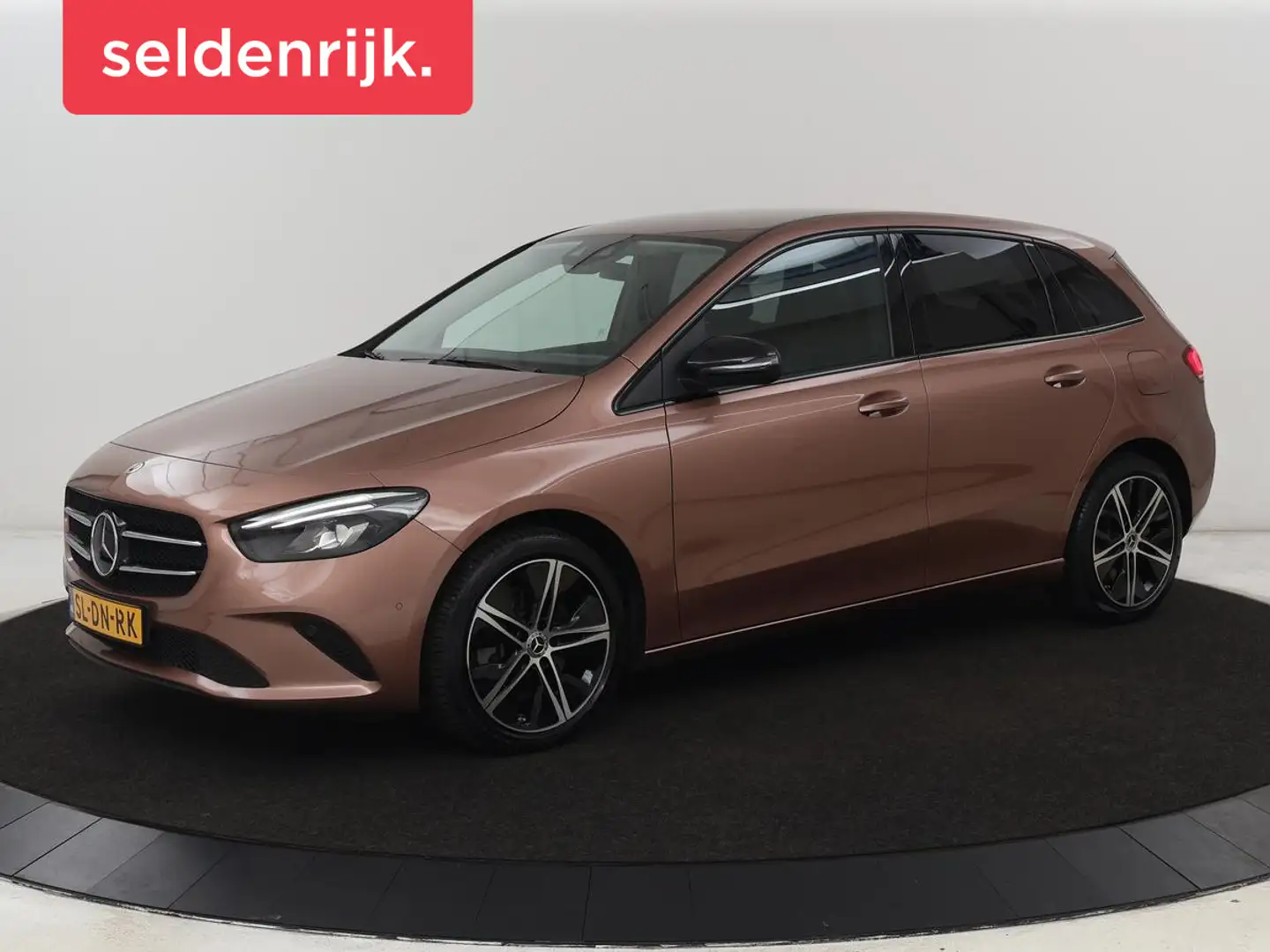 Mercedes-Benz B 250 250e Urban Night | Adaptive cruise | Stoelverwarmi Beige - 1