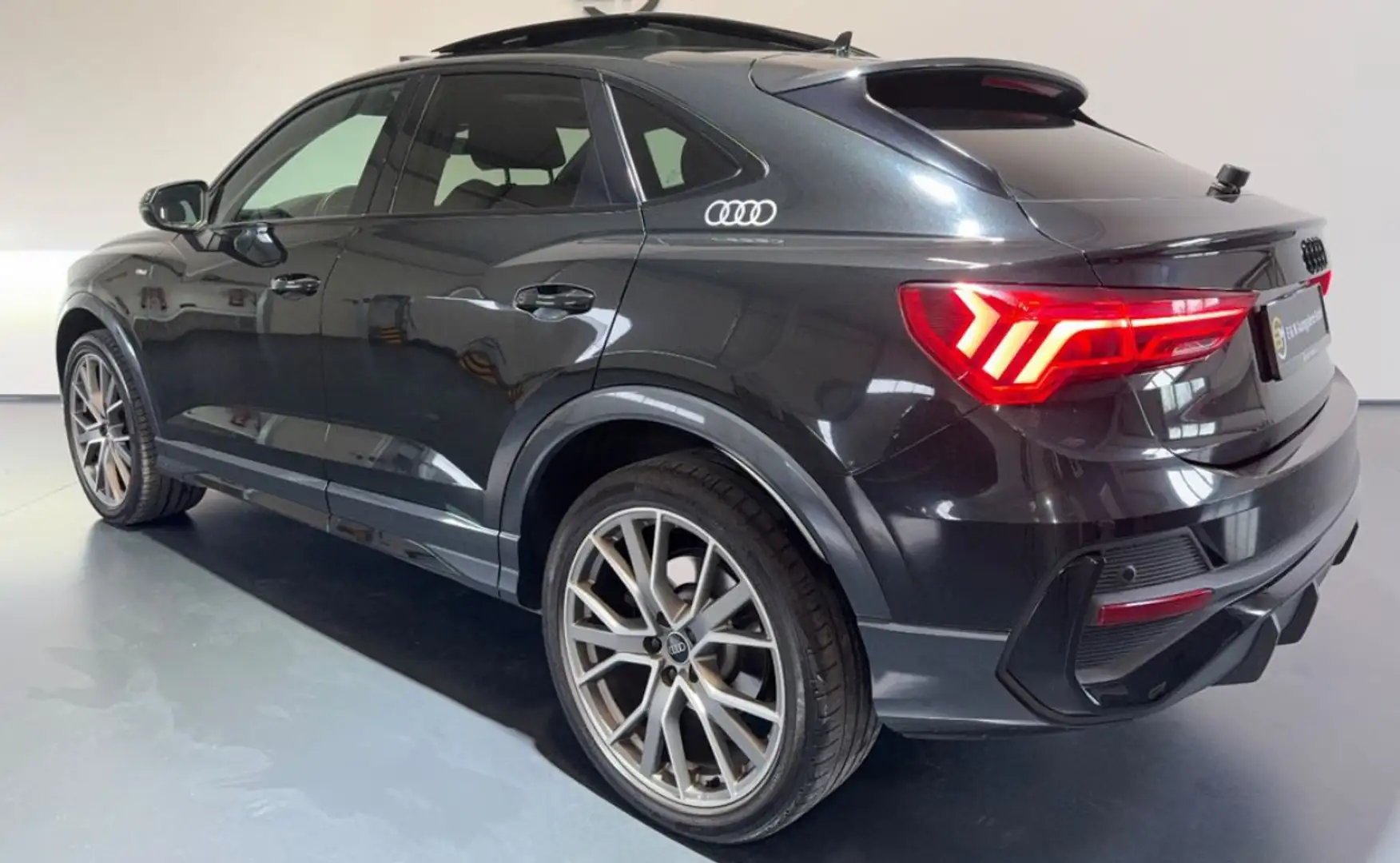 Audi Q3 Spb 40 2.0 tfsi 3XS-line quattro s-tronic TETTO FU - 2
