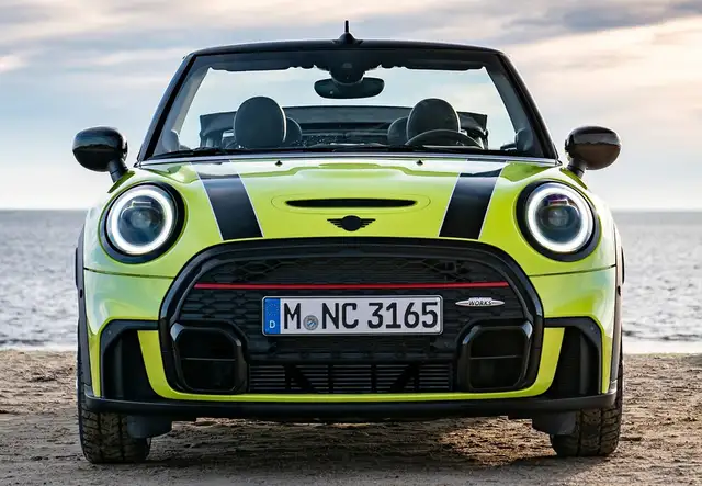 MINI John Cooper Works Cabrio Aut.