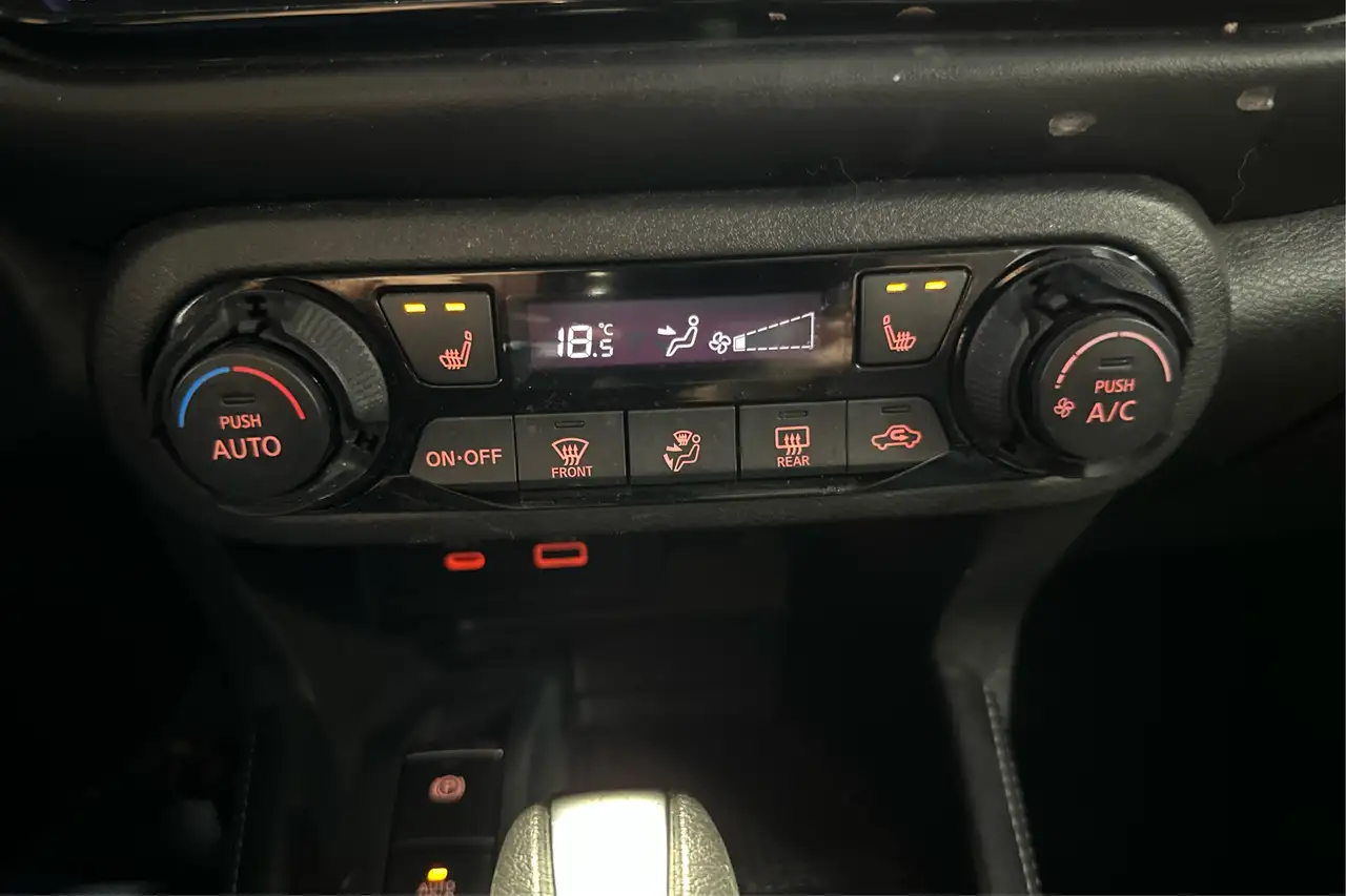 Nissan Kicks снимка Nissan Kicks