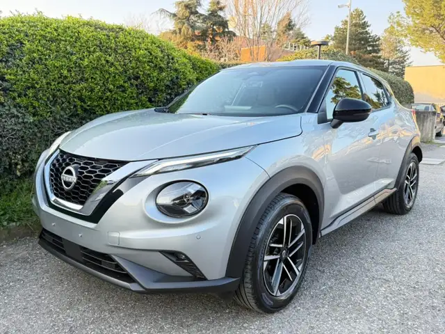 Nissan Juke main image