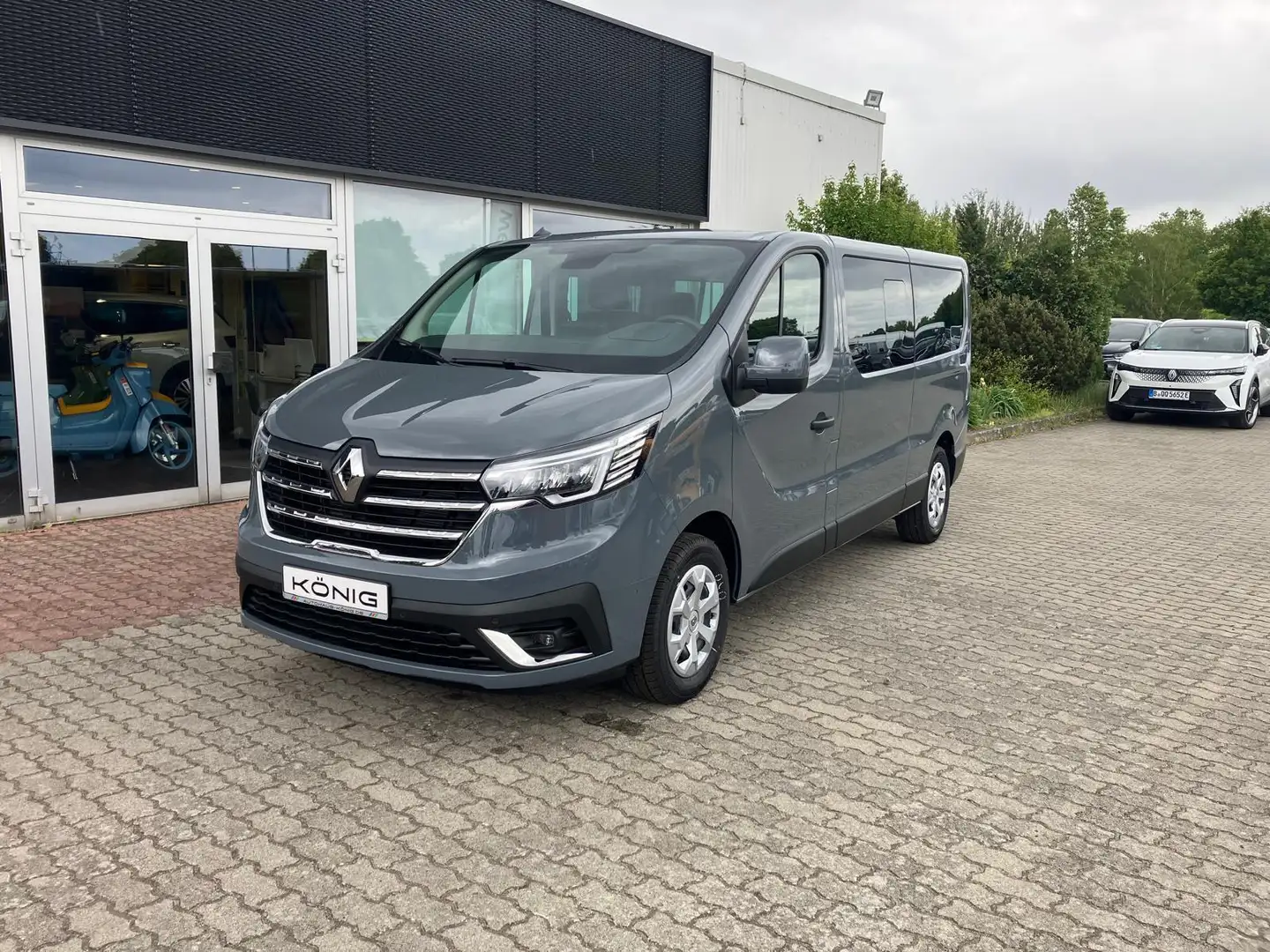Renault Trafic Pkw Grand Life Blue dCi 150 EDC Gris - 1