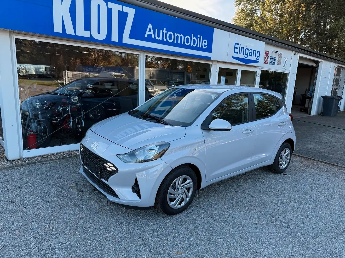 Hyundai i10 Automatik Blau - 2