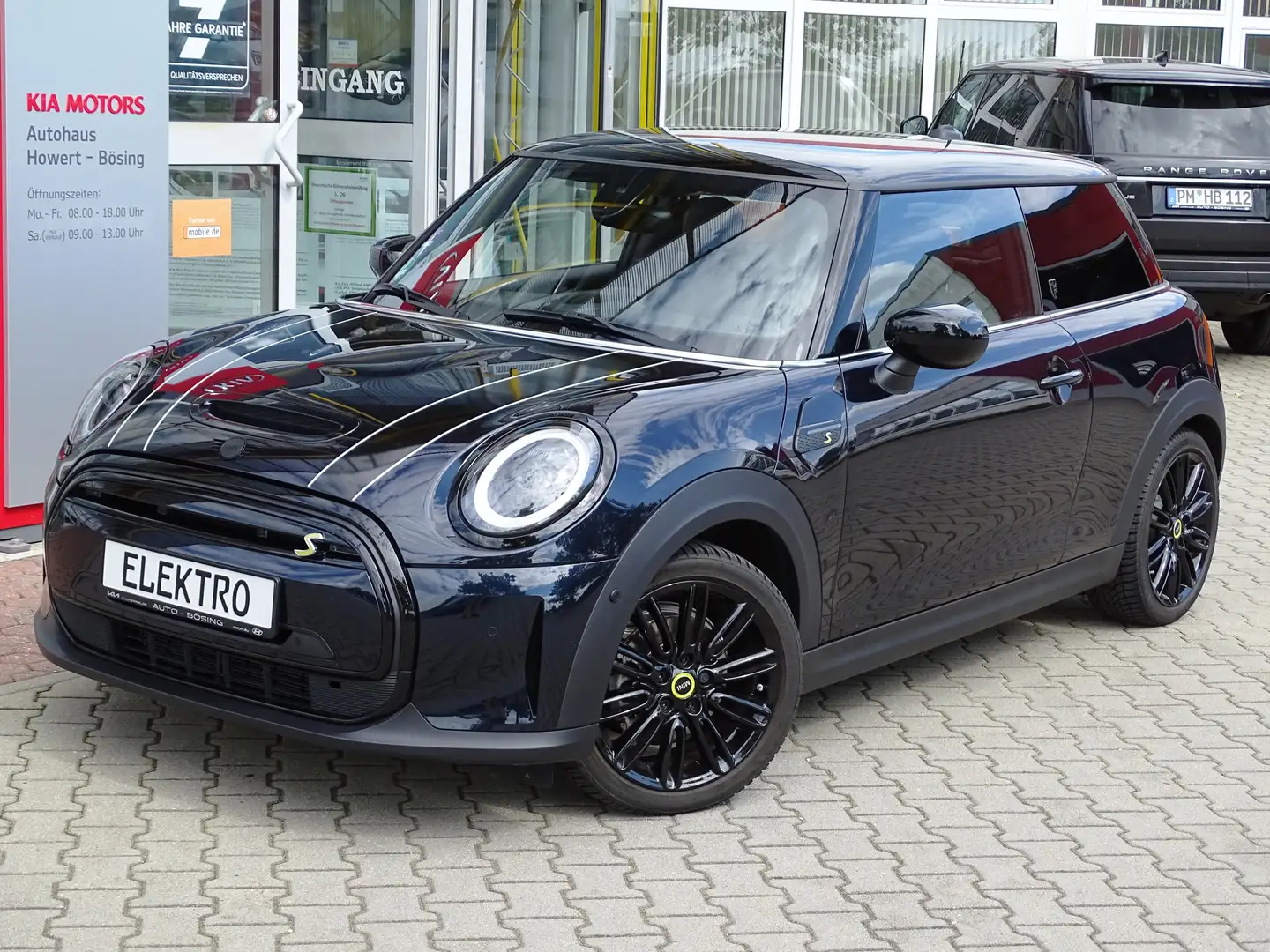 MINI Cooper SE Mini Yours Trim Leder-Navi-Klima-LED Schwarz - 1