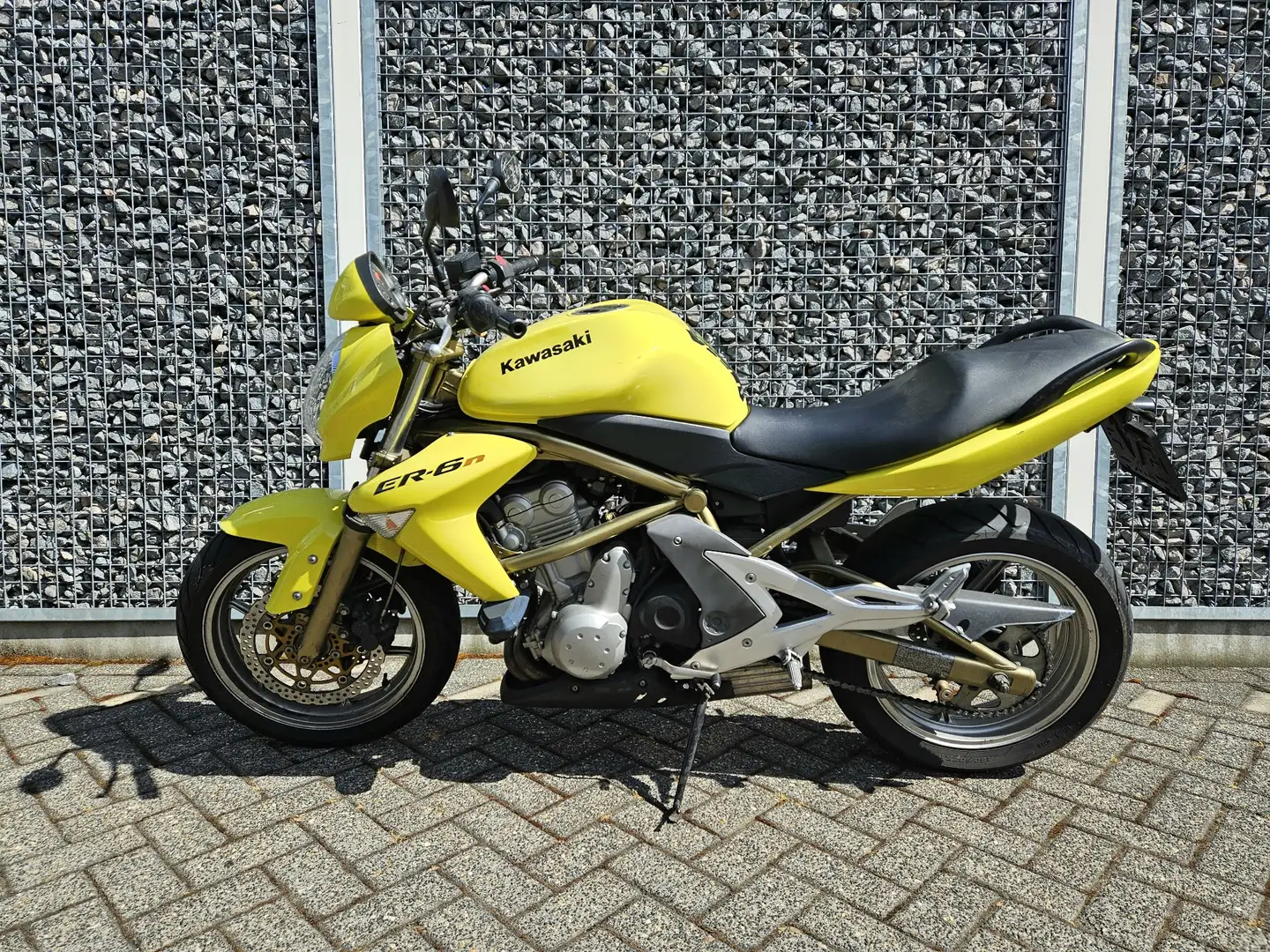 Kawasaki ER - 6 N Geel - 1