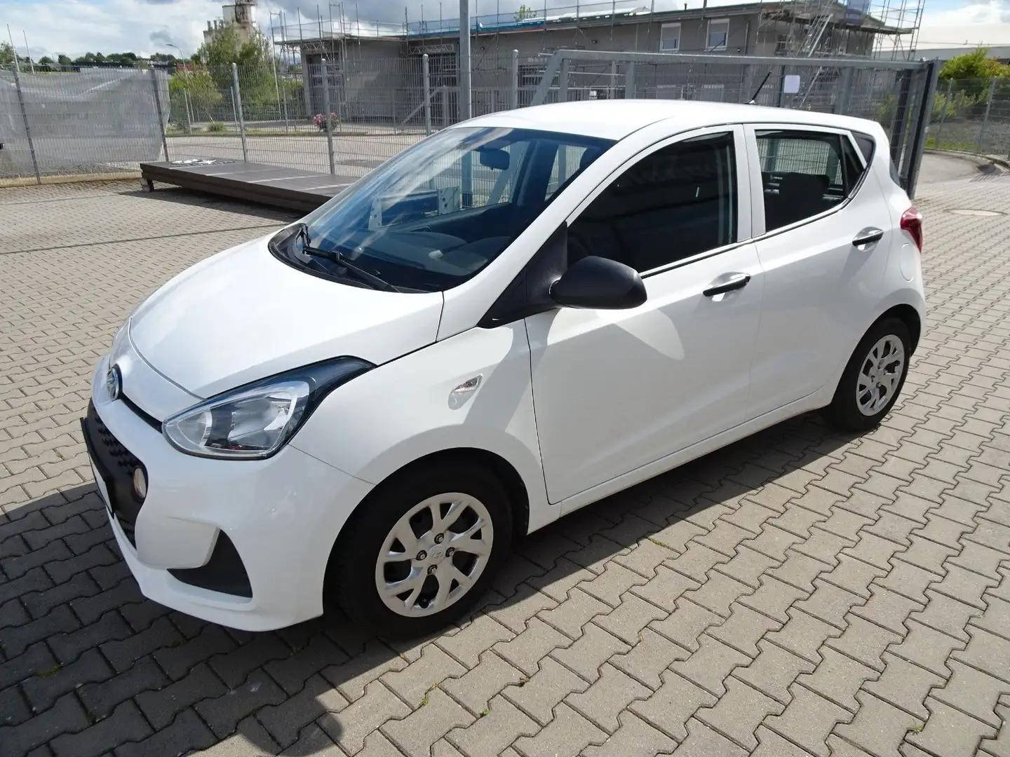 Hyundai i10 1.0 Select Blanc - 1