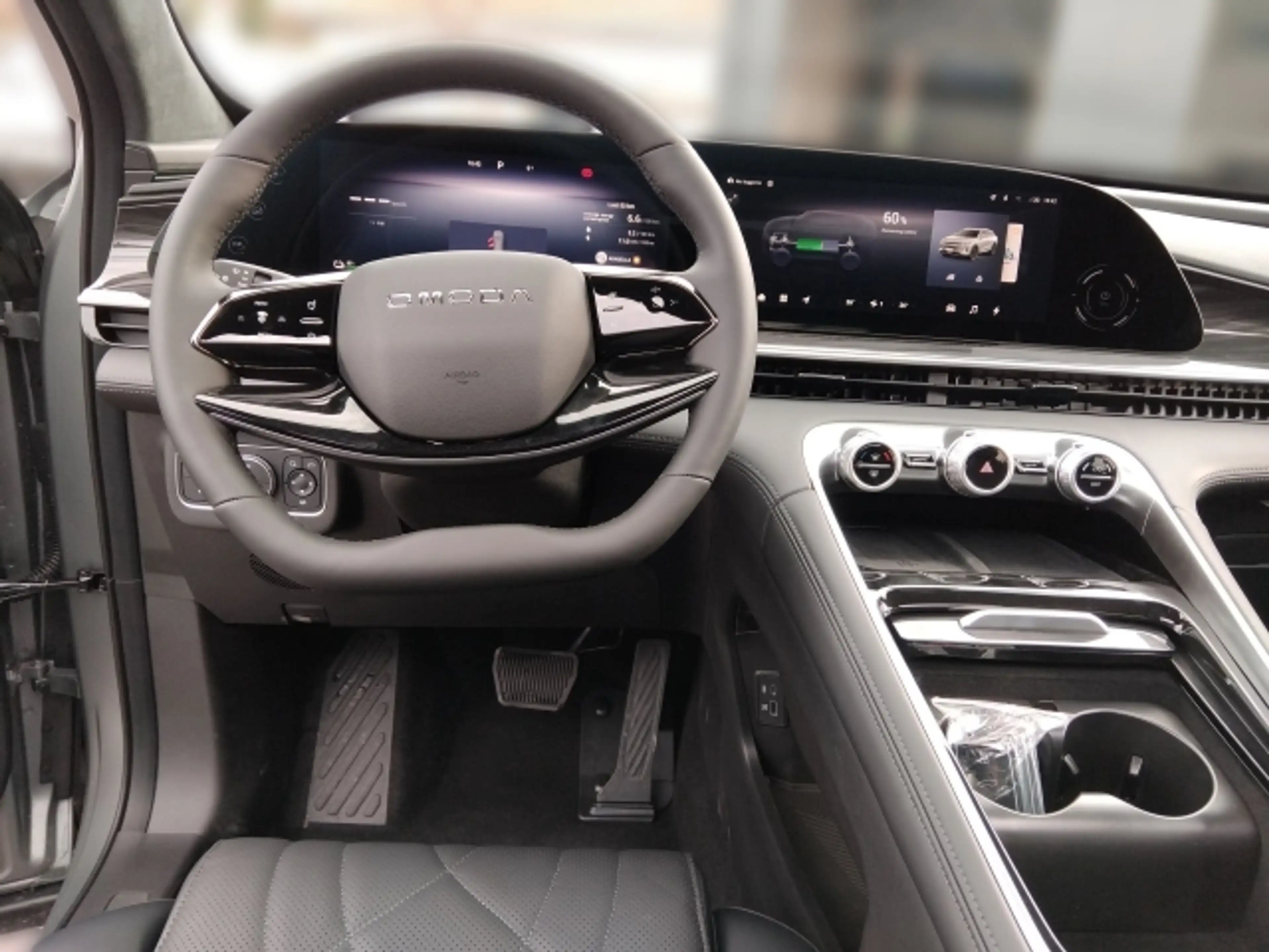 Omoda 9 Omoda 9 Plug-In Hybrid mit SHS und Allrad — photo 13