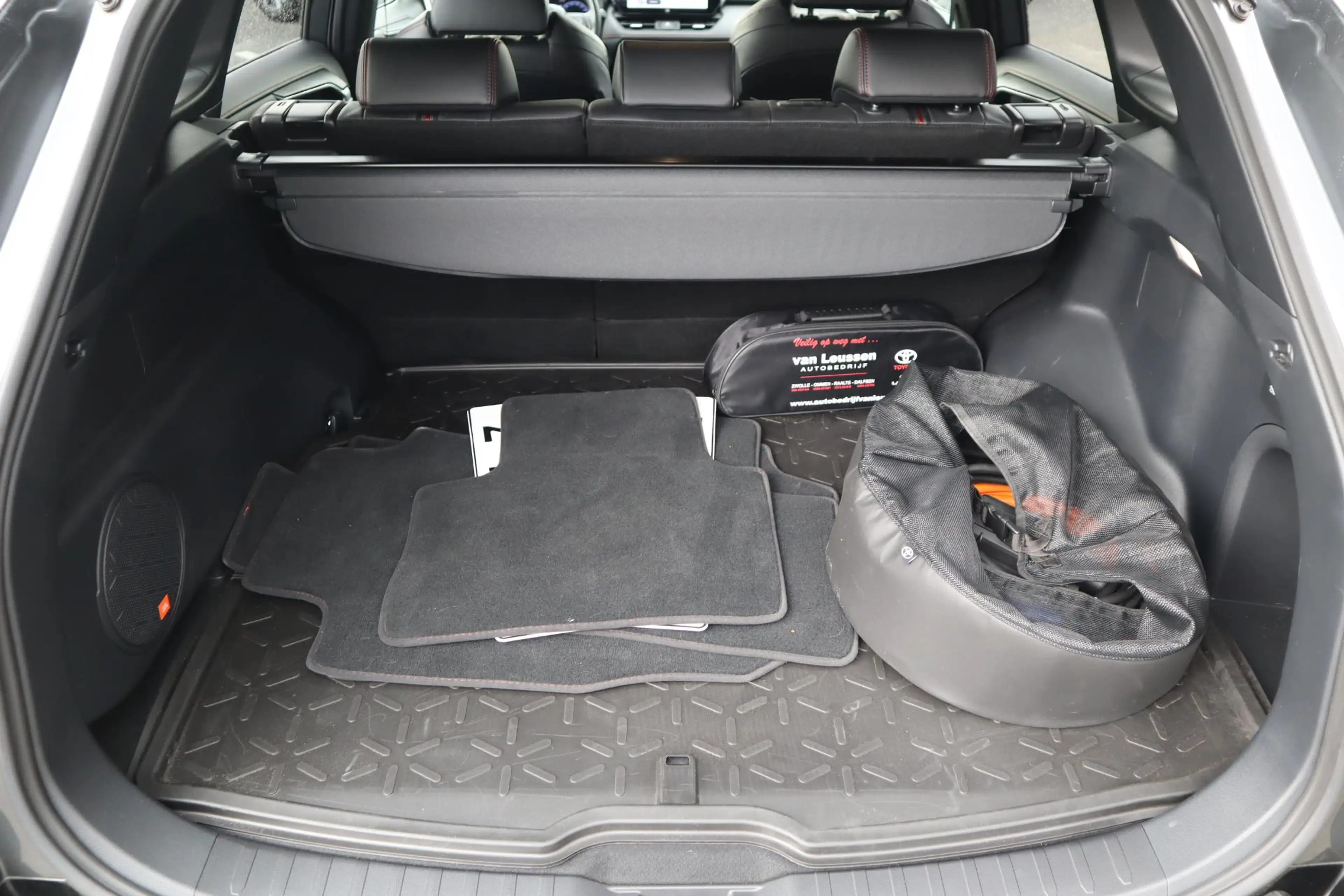 Toyota RAV 4 2.5 Plug-in Hybrid AWD Bi-Tone Plus STOELVERW/VERK — photo 9