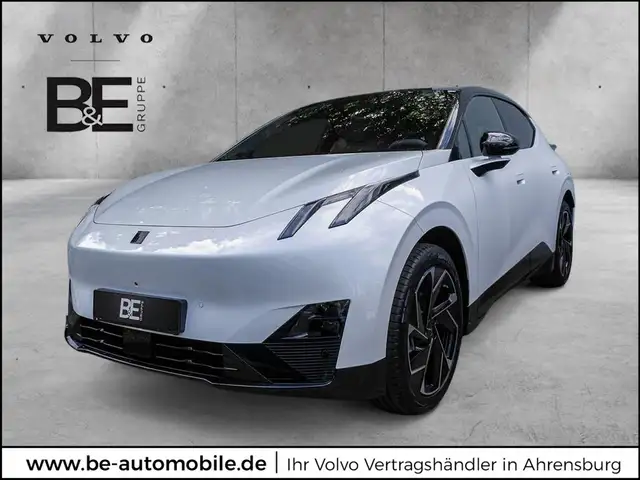 Lynk & Co 02