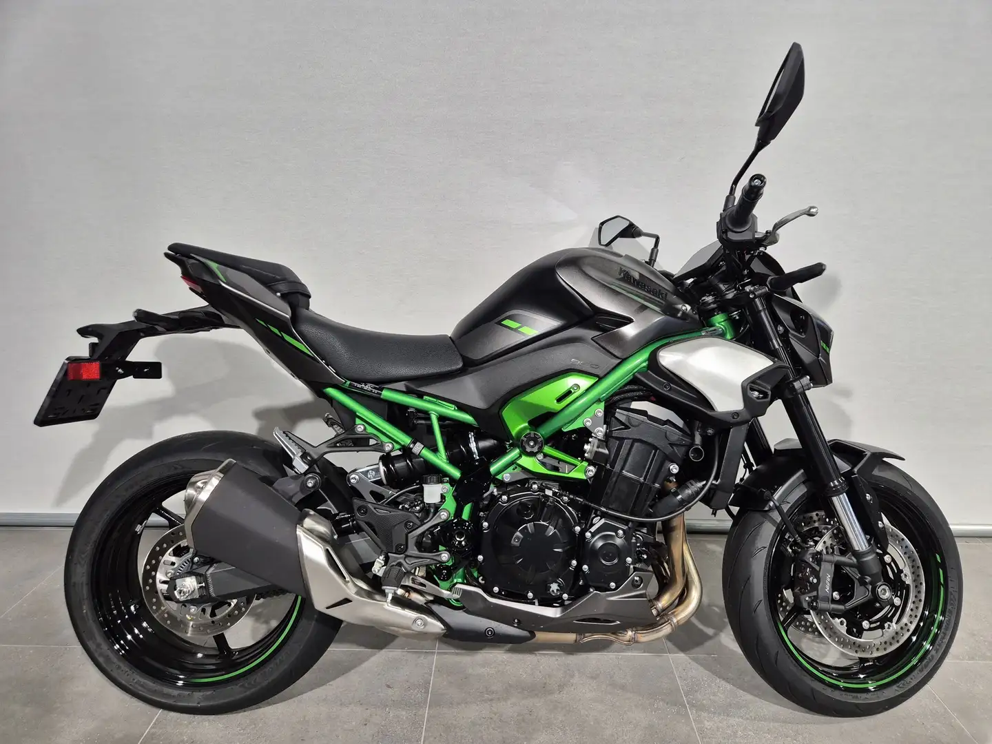 Kawasaki Z 900 ABS Zelená - 1