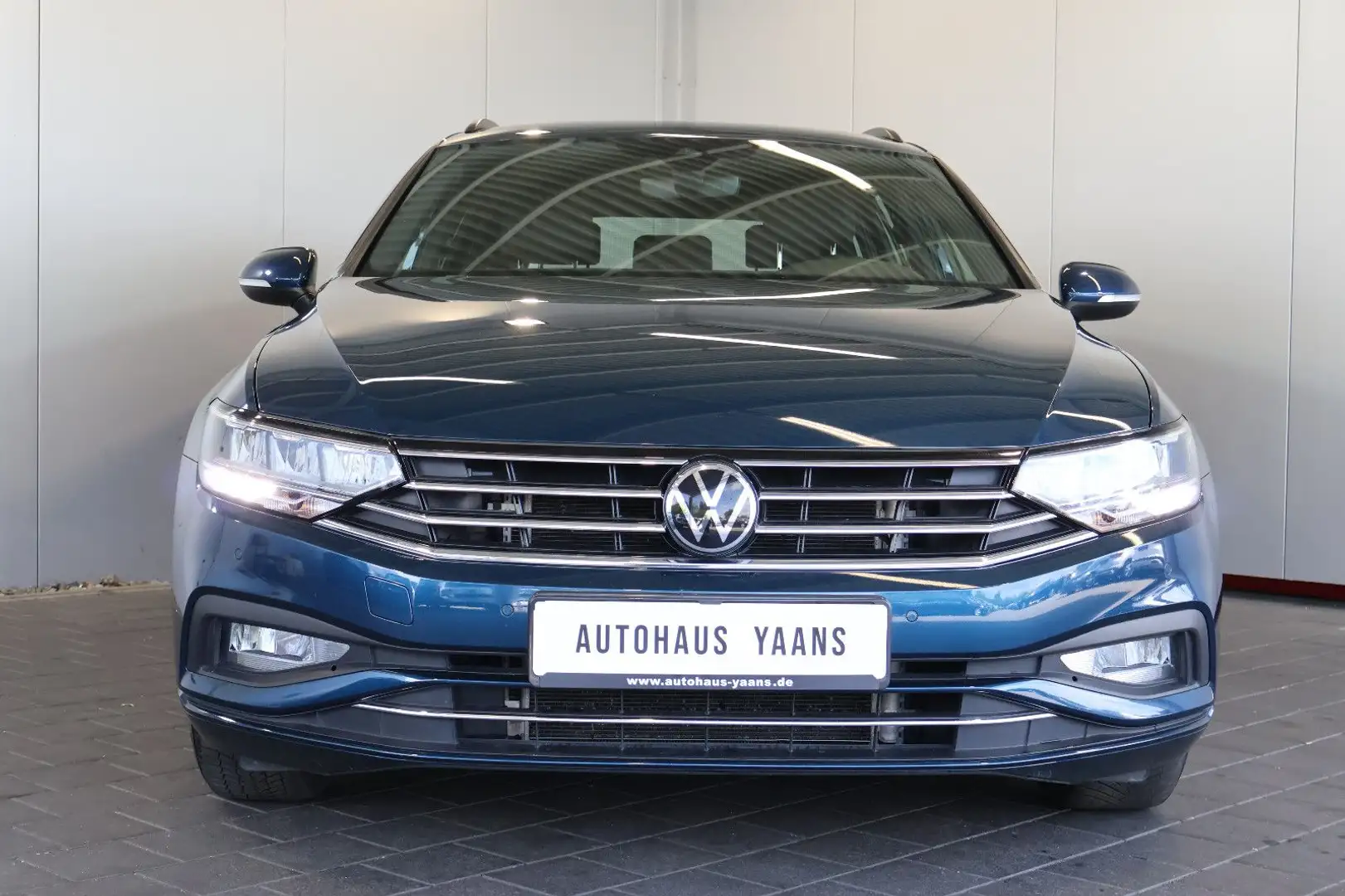 Volkswagen Passat Variant Passat 2.0 TDI Business ACC+KAM+LED+CARPLAY+AHK Blau - 2